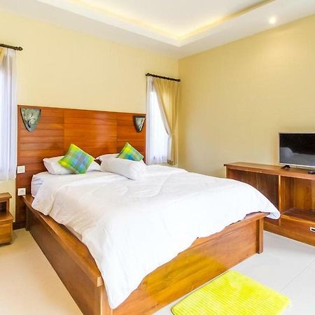 Dinar Hills Ungasan Hotel Uluwatu  Exterior photo