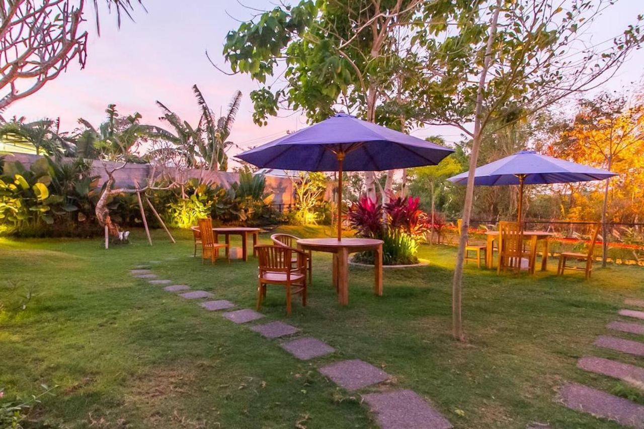 Dinar Hills Ungasan Hotel Uluwatu  Exterior photo