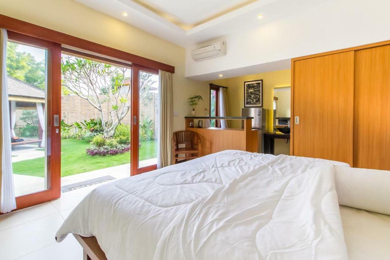 Dinar Hills Ungasan Hotel Uluwatu  Exterior photo