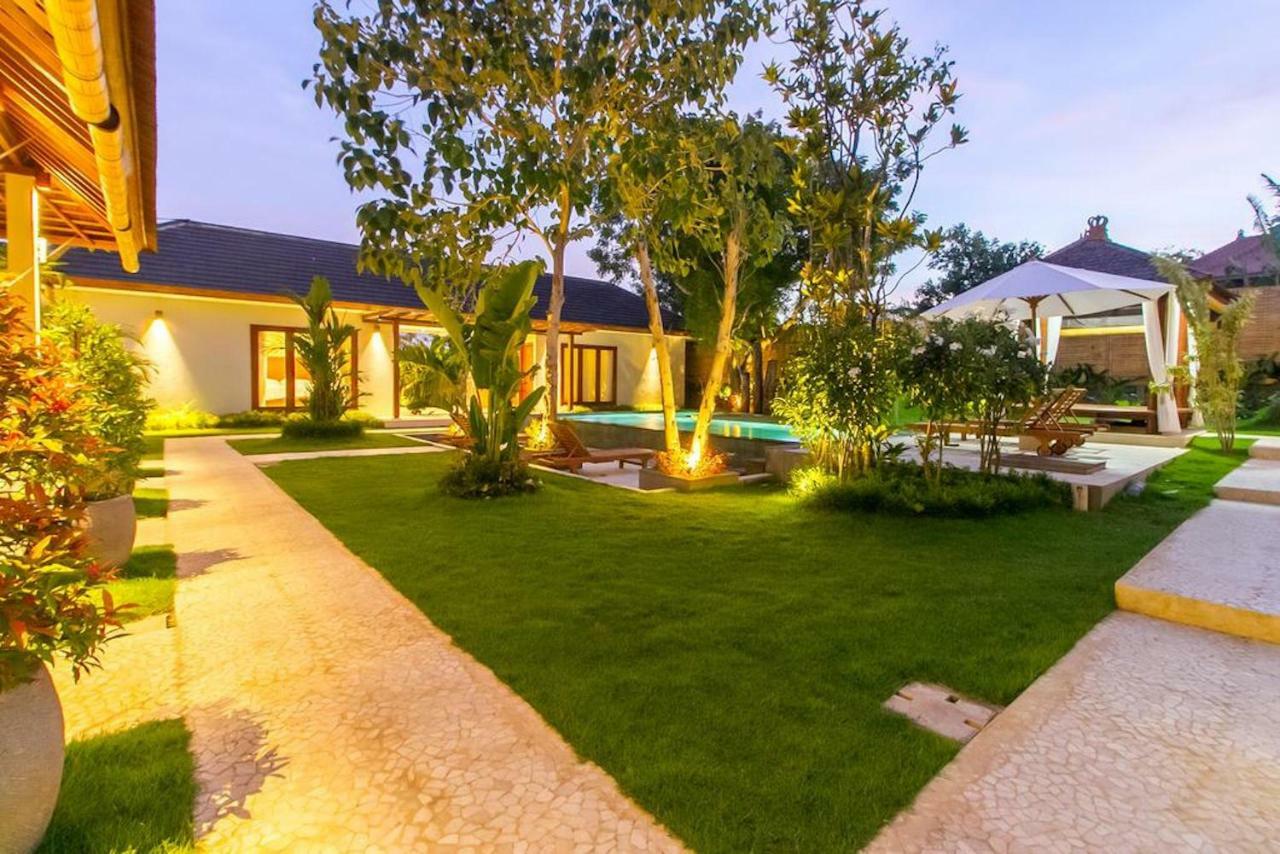 Dinar Hills Ungasan Hotel Uluwatu  Exterior photo